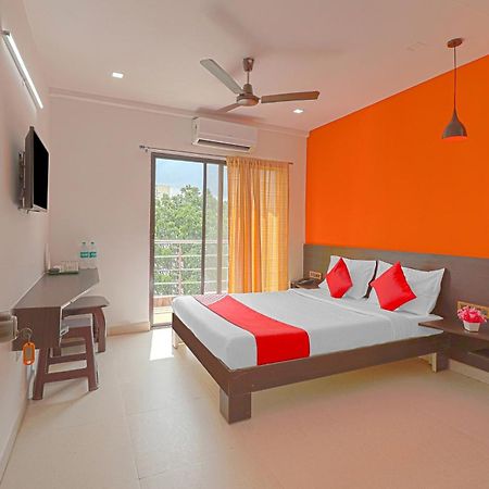 Super Hotel O Blooms Residency Near Baiyappanahalli Metro Station بنغالور المظهر الخارجي الصورة