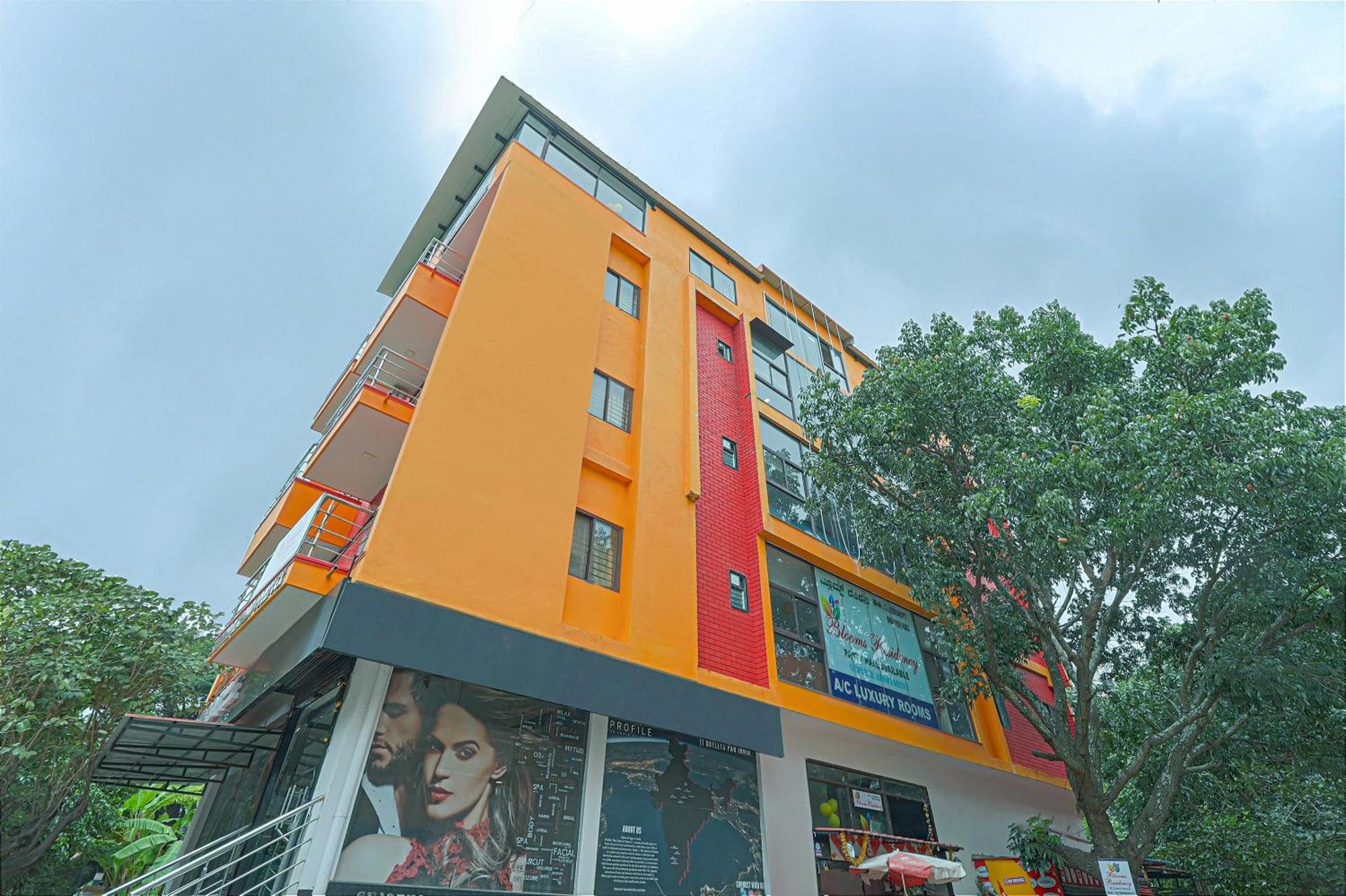 Super Hotel O Blooms Residency Near Baiyappanahalli Metro Station بنغالور المظهر الخارجي الصورة